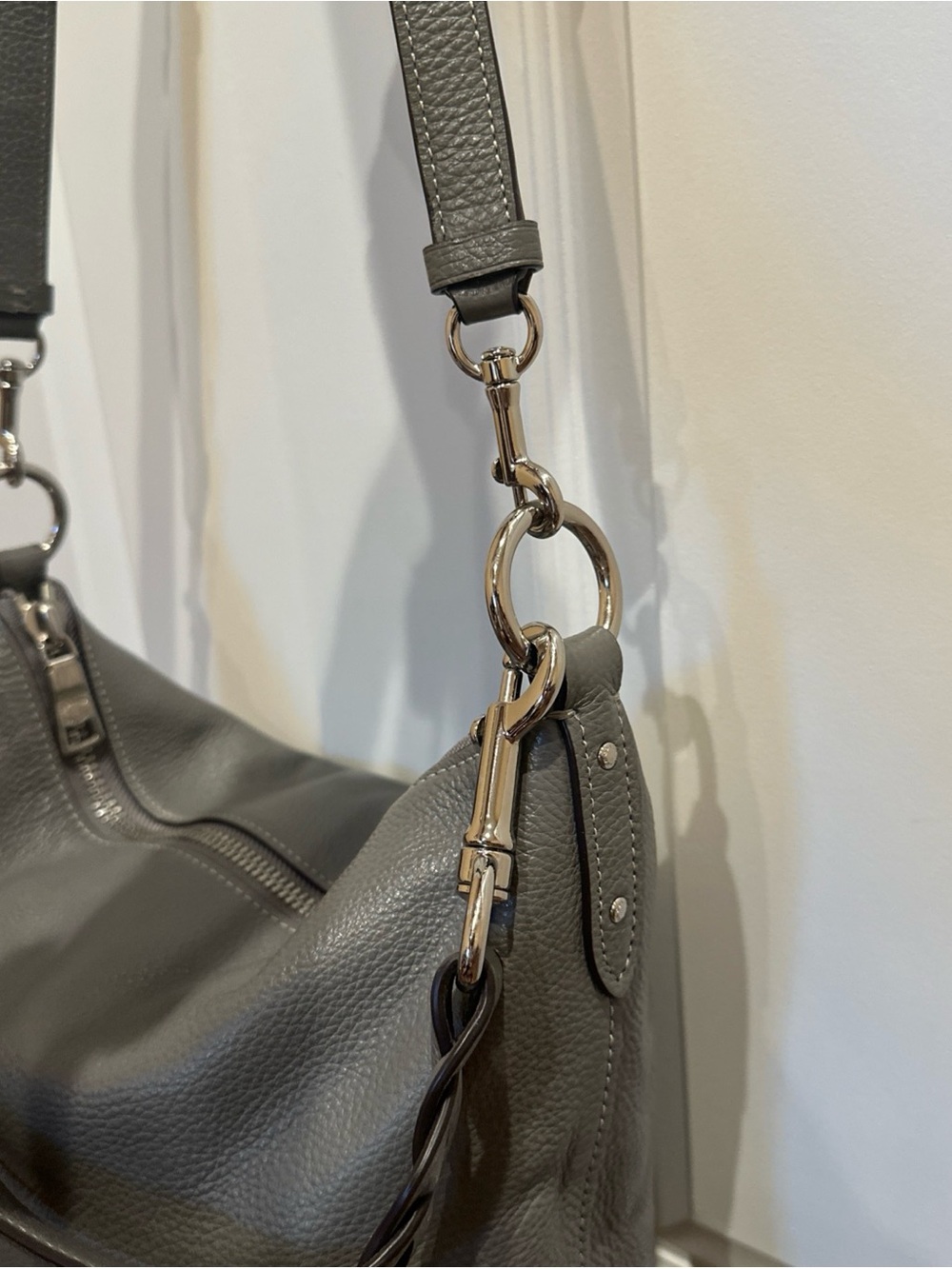 COACH Abbey duffle bag F31507 Grey- EXCELLENT CONDTION - Picture 3 of 7